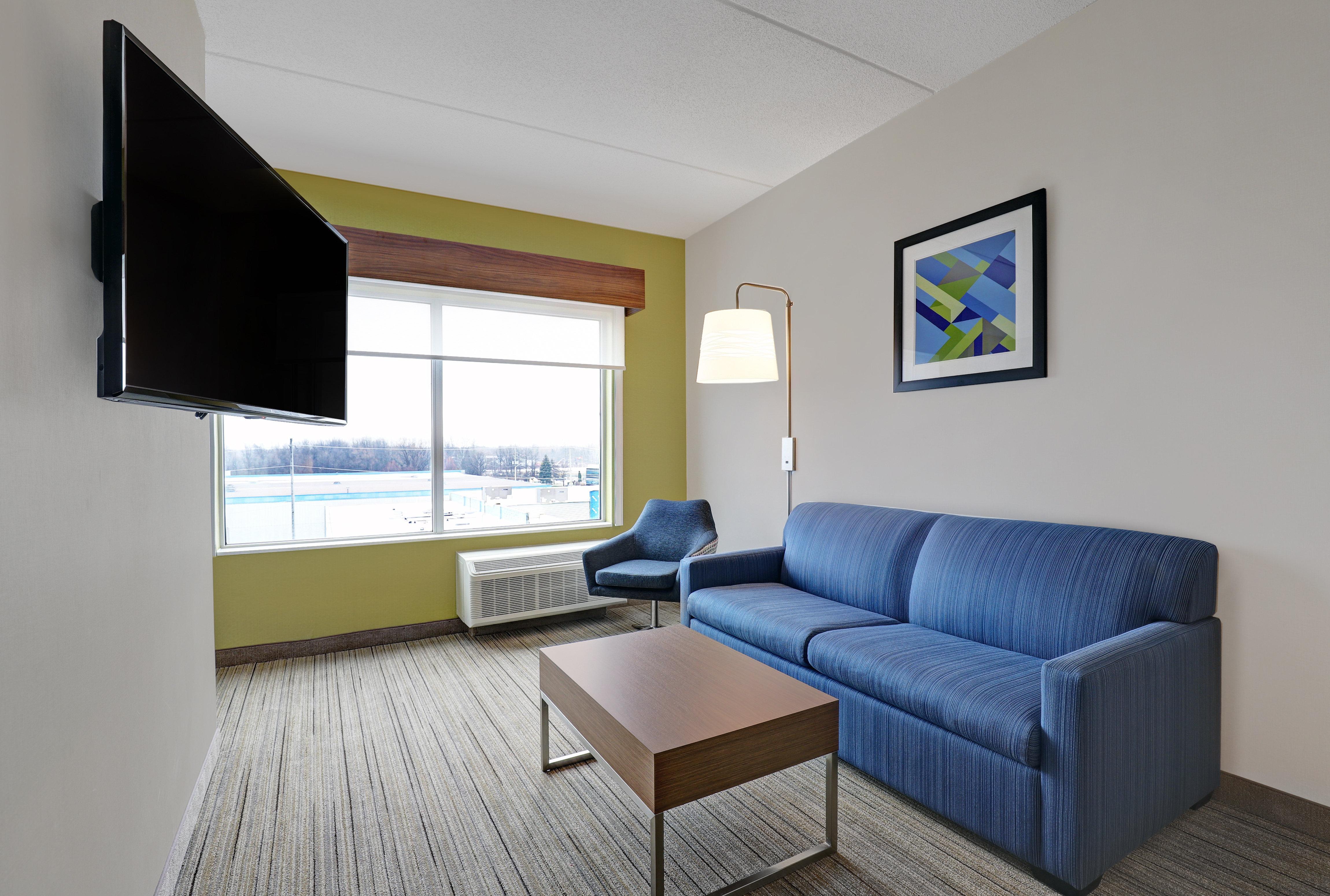 Holiday Inn Express & Suites - Колингууд Екстериор снимка